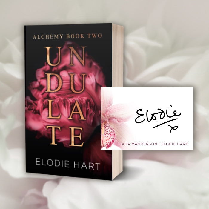 Undulate Discreet Cover + Signed Book Plate