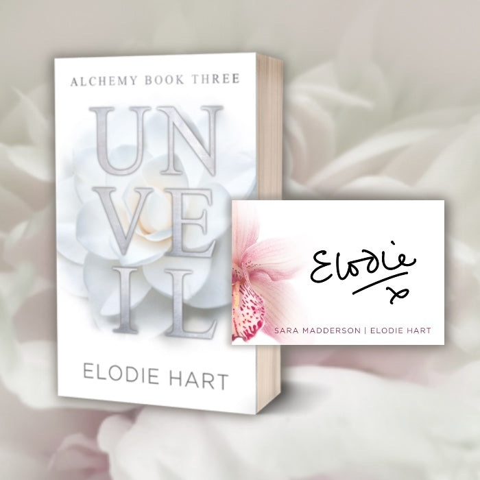 Unveil Discreet Cover + Signed Book Plate